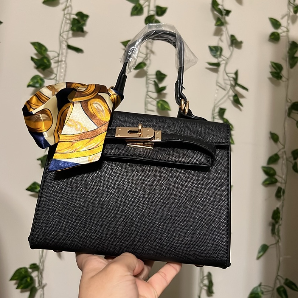 Mini Bag 🌺 - Picture 4 of 8
